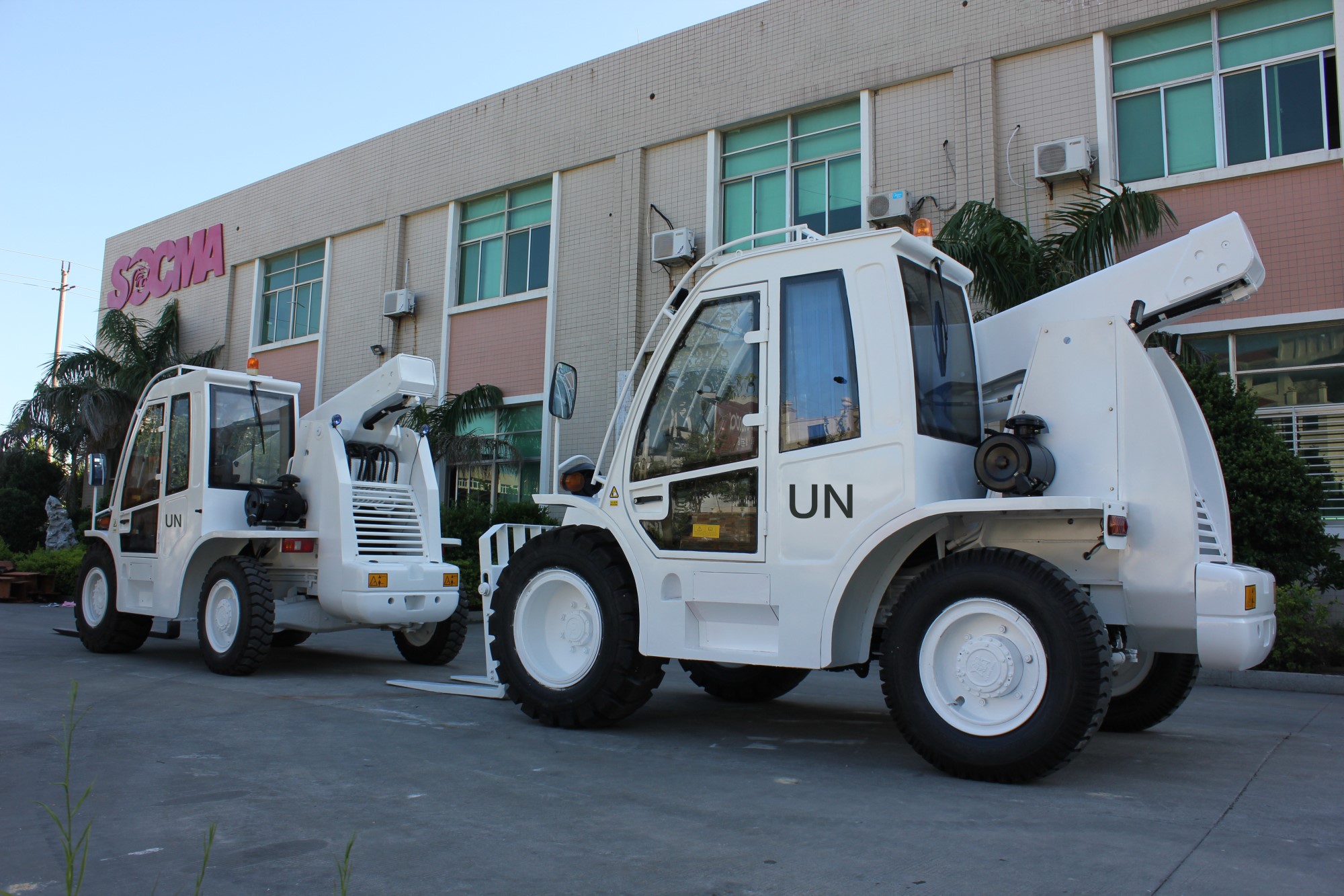 2,5-tonski teleskopski nakladalec 2.5 Ton Telehandler