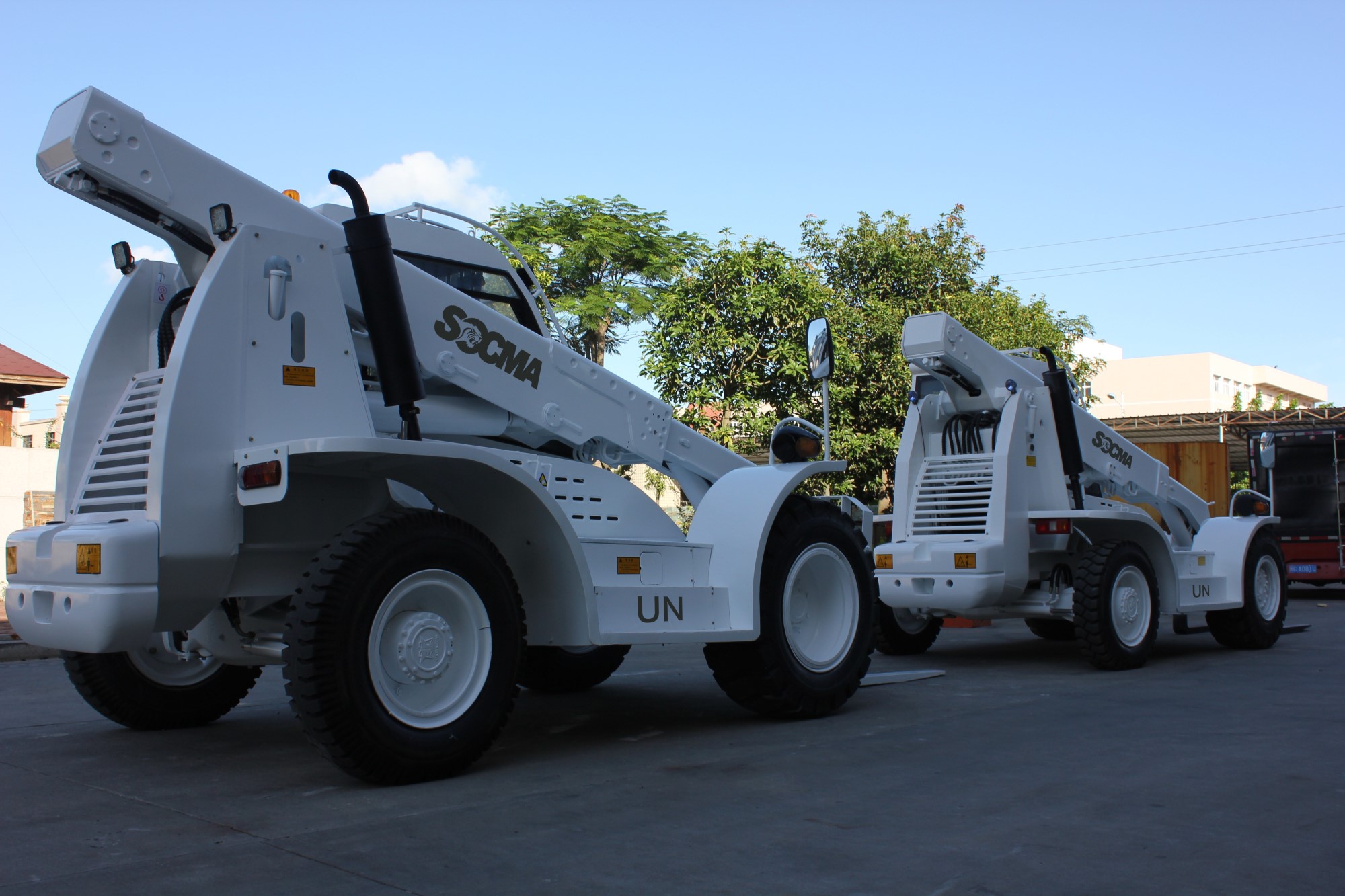 2,5-tonski teleskopski nakladalec 2.5 Ton Telehandler