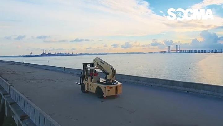 forklift crane 9 product-1-1