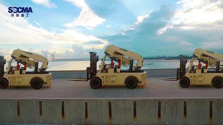 forklift crane 17 product-1-1